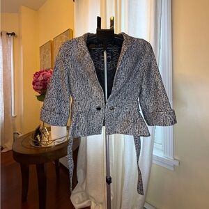 Carolina herrera 3/4 sleeve jacket